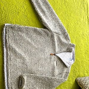 USA PALMS reversible 3/4 zip. Gray and reverse is blue waves